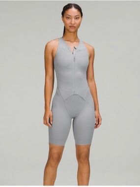 BNWT RARE Lululemon SenseKnit Running One-Piece size 4 RHINO GREY front zip